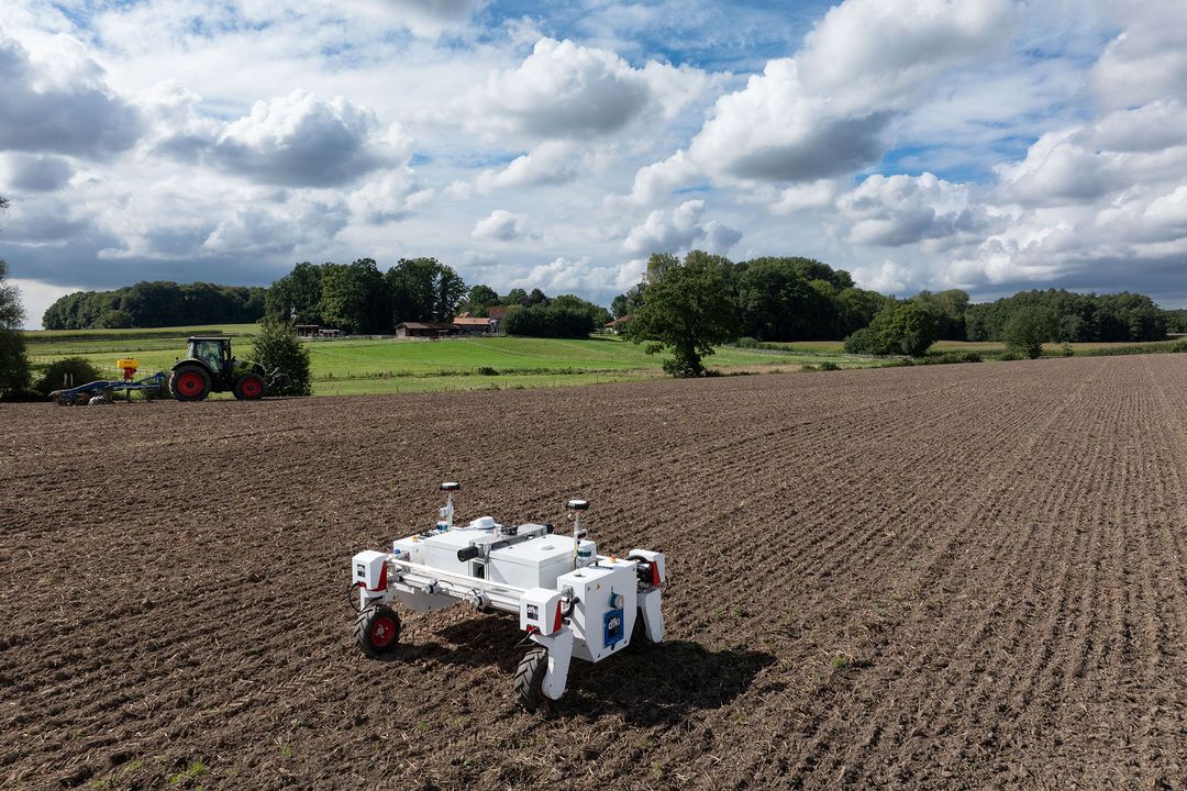 csm_DFKI_Agrarroboter_1_a23314d953 Bild der Pressemitteilung